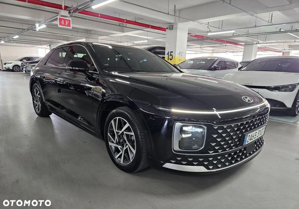 Hyundai Grandeur - 9