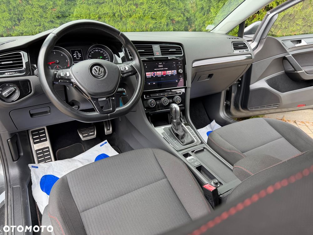 Volkswagen Golf 1.6 TDI DSG Sound - 8