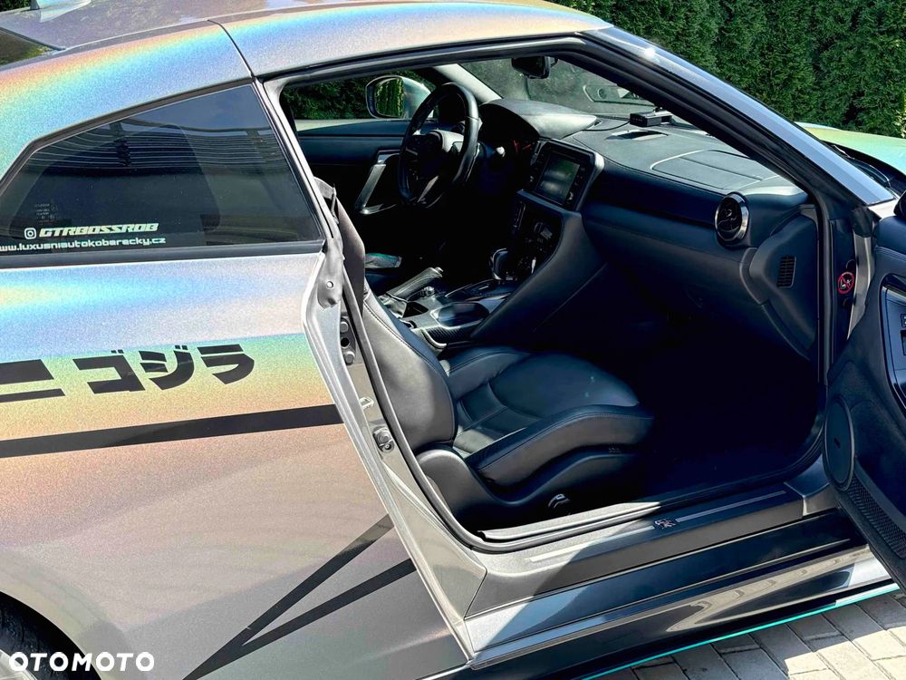 Nissan GT-R Prestige - 12