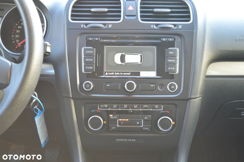 Volkswagen Golf 1.6 TDI DPF BlueMotion Technology Comfortline - 18