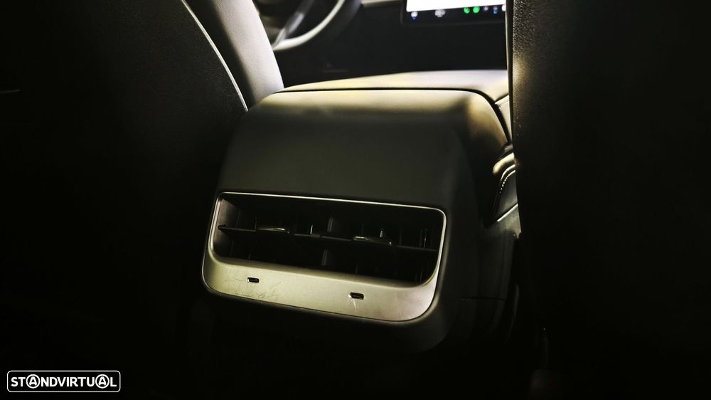 Tesla Model Y Tração Traseira - 30
