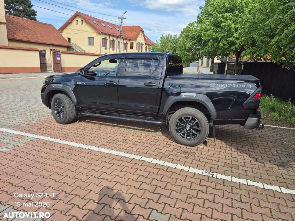 Toyota Hilux 2.8D 204CP 4x4 Double Cab AT Invincible - 33