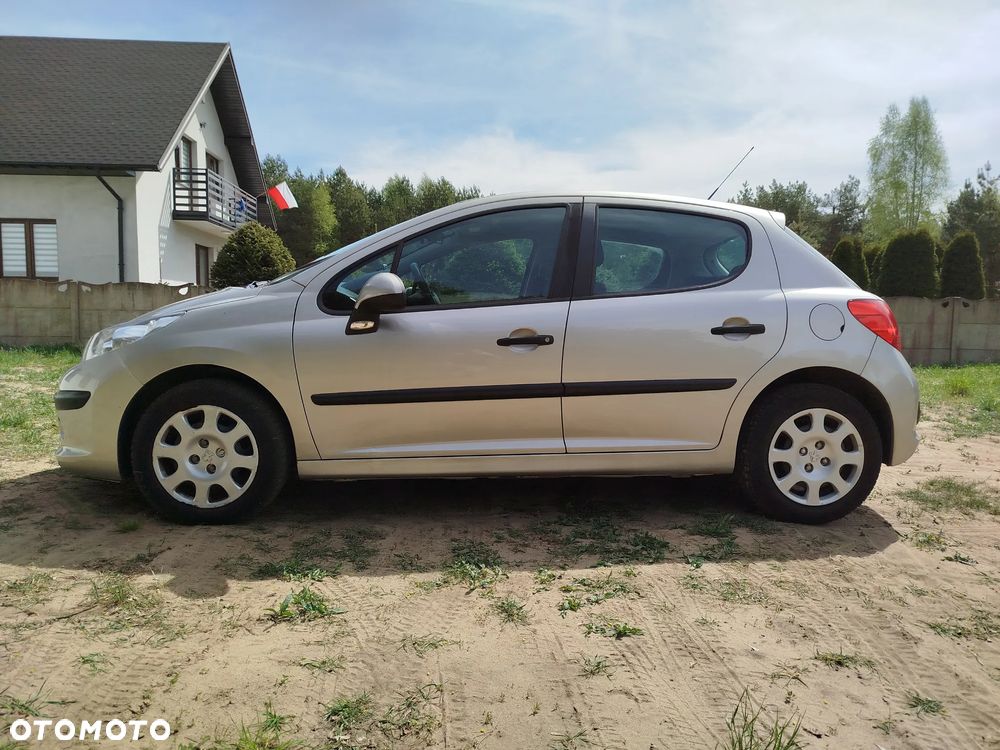 Peugeot 207 1.4 16V Trendy - 2