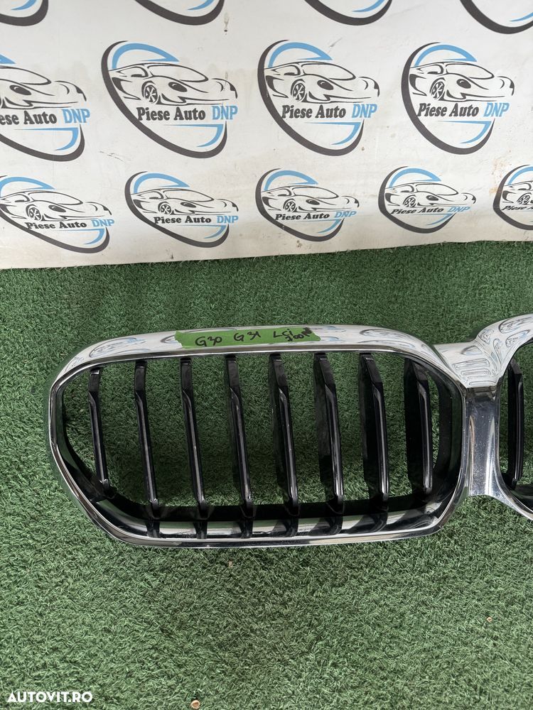Grila centrala bara fata Bmw seria 5 G30 G31 Facelift lci - 3