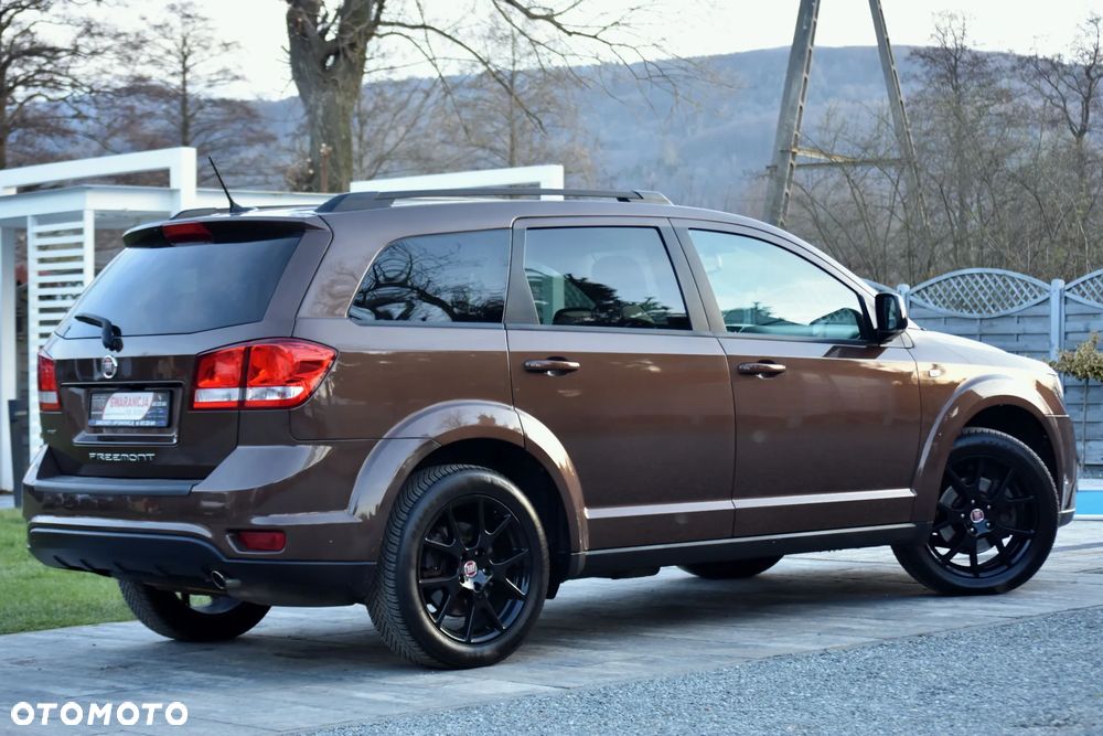 Fiat Freemont 2.0 Multijet 16V DPF Automatik Allrad Black Code - 19