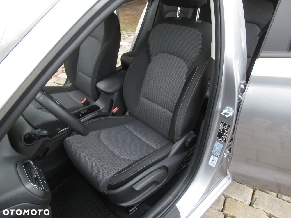 Hyundai i30 1.5 T-GDI 48V Modern - 6