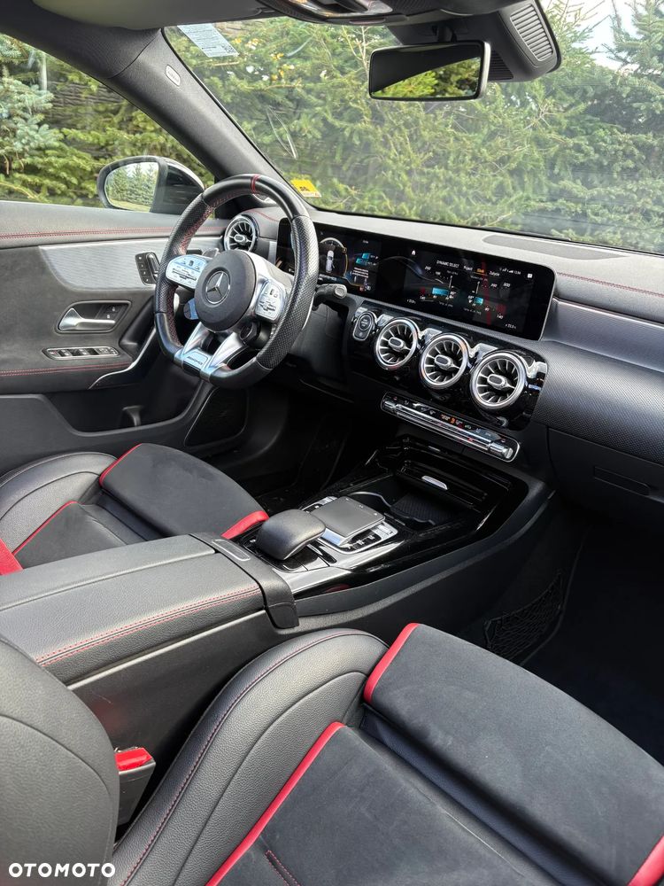 Mercedes-Benz CLA AMG 35 4-Matic 7G-DCT - 16