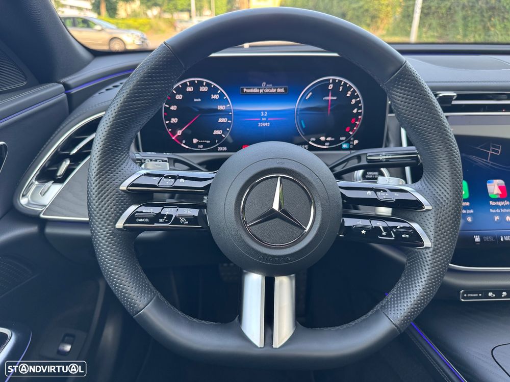 Mercedes-Benz E 300 9G-TRONIC AMG Line - 19