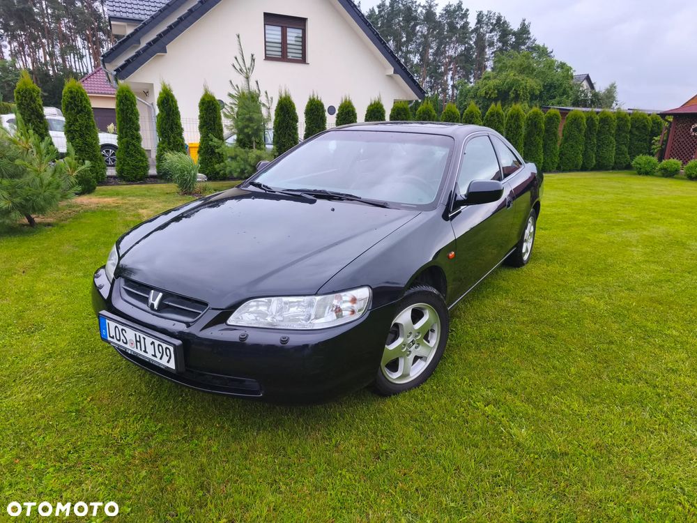 Honda Accord 3.0i ES - 1