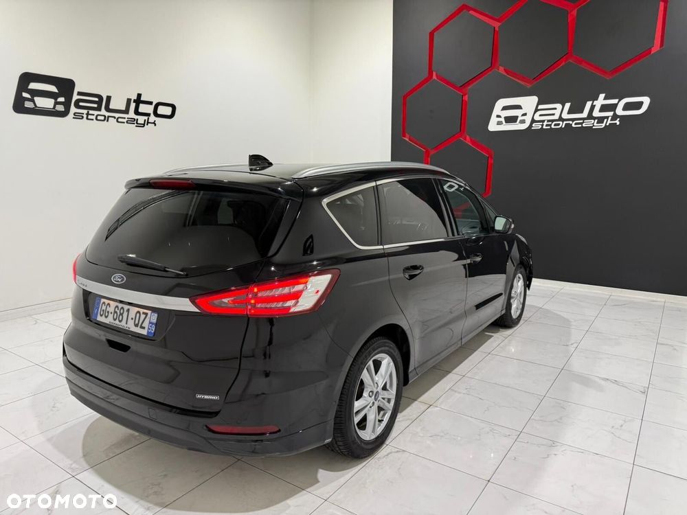 Ford S-Max - 23