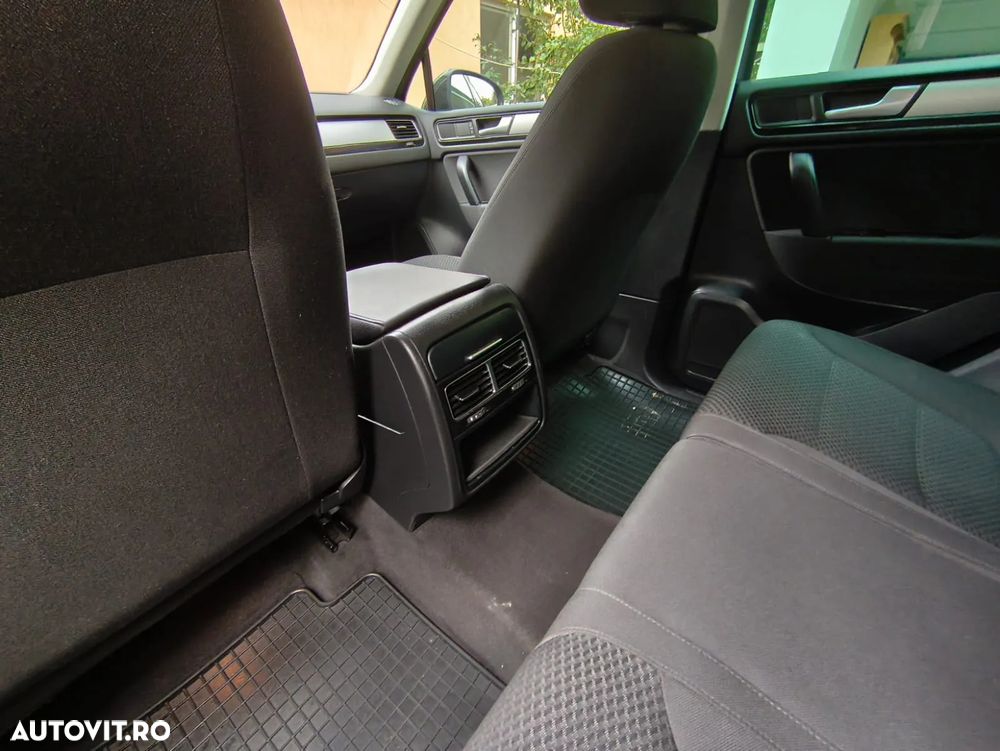 Volkswagen Touareg 3.0 V6 TDI BMT - 14