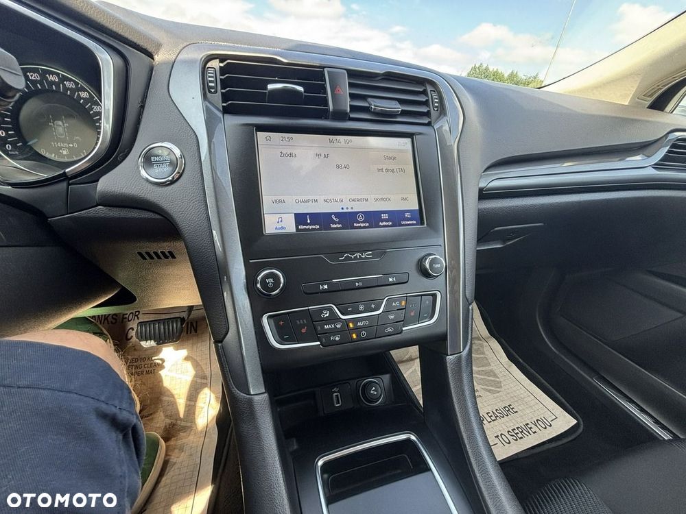 Ford Mondeo - 26