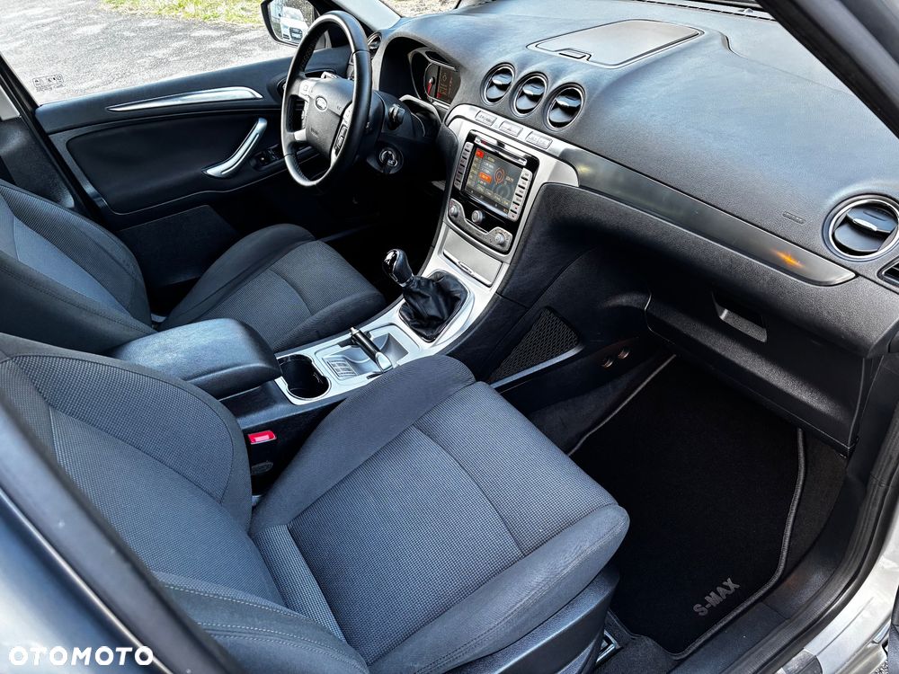 Ford S-Max 2.0 Titanium - 20