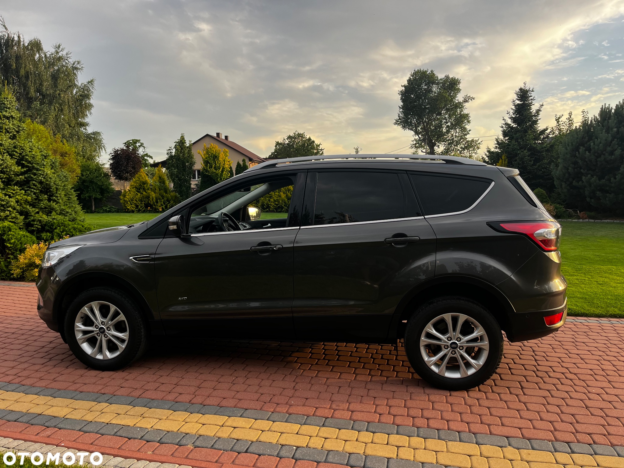Ford Kuga 1.5 EcoBoost AWD Titanium ASS - 3