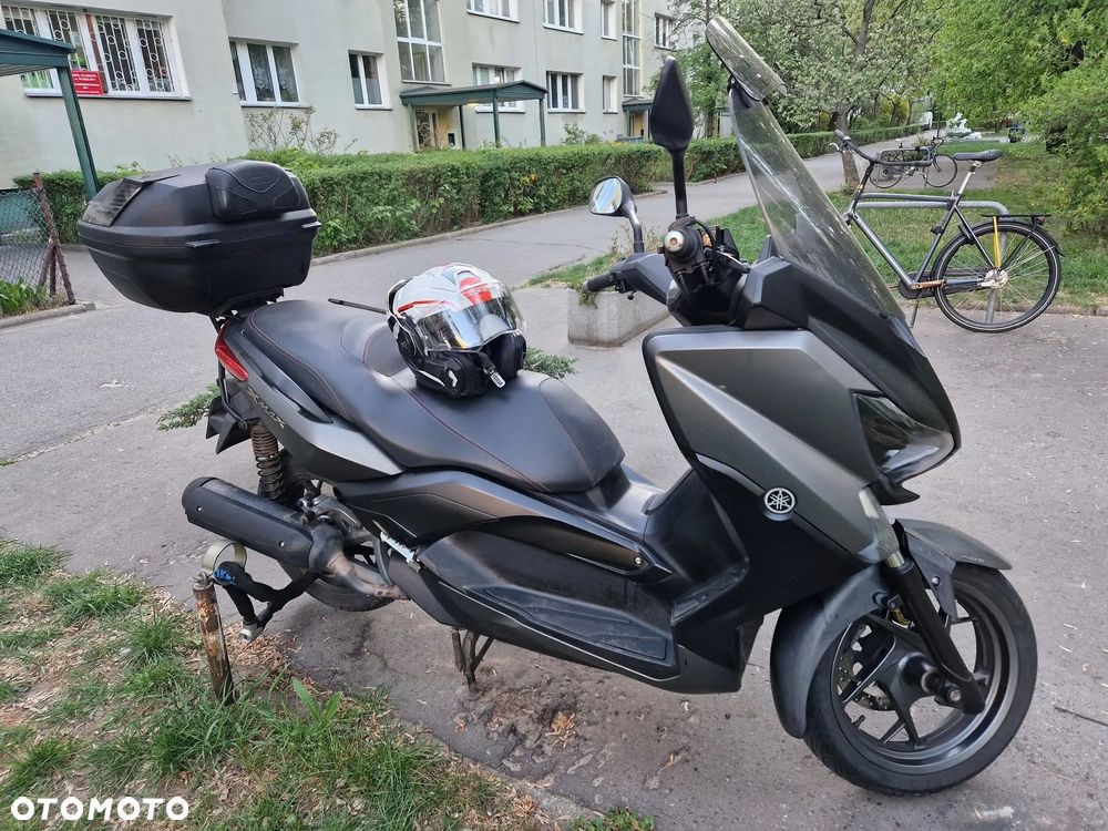 Yamaha X-max - 1