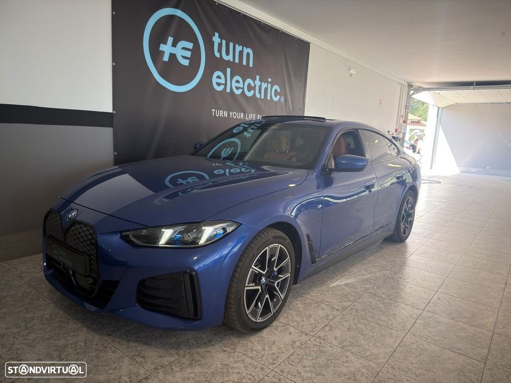 BMW i4 eDrive40 Desportiva M - 3