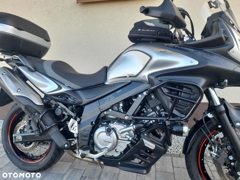 Suzuki V-STROM - 15