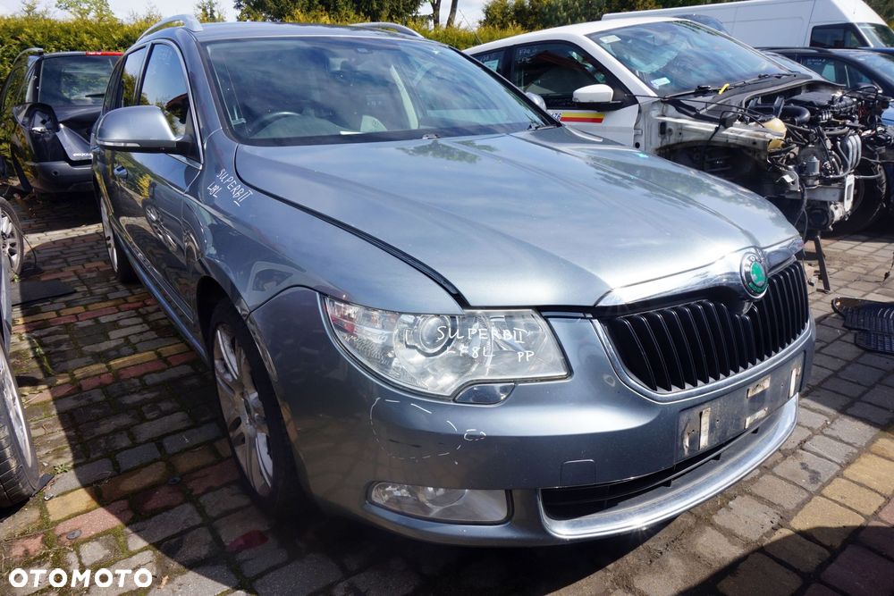 SKODA SUPERB II 3T KOMBI 2012 LF8L 2.0 TDI CFGB 170KM NLN SREBRNY na części - 7