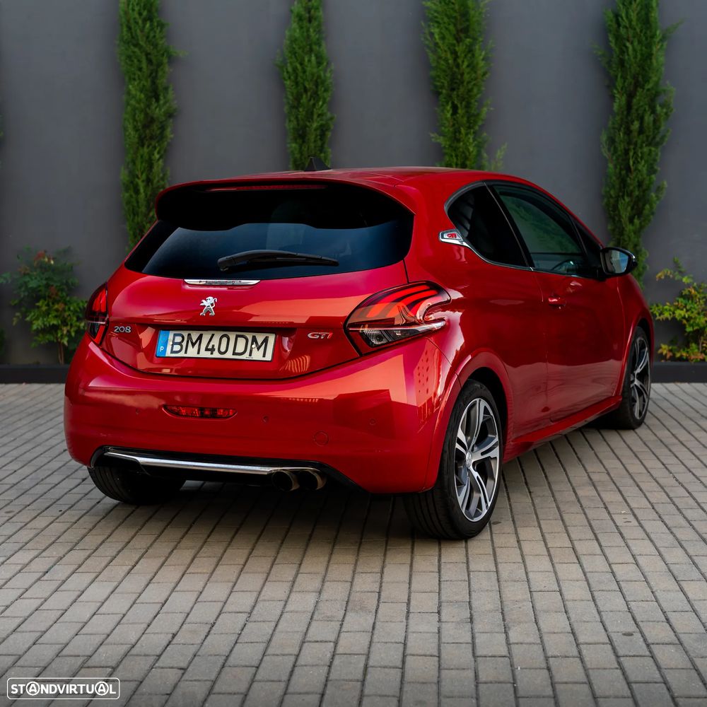 Peugeot 208 GTI 200 THP - 4