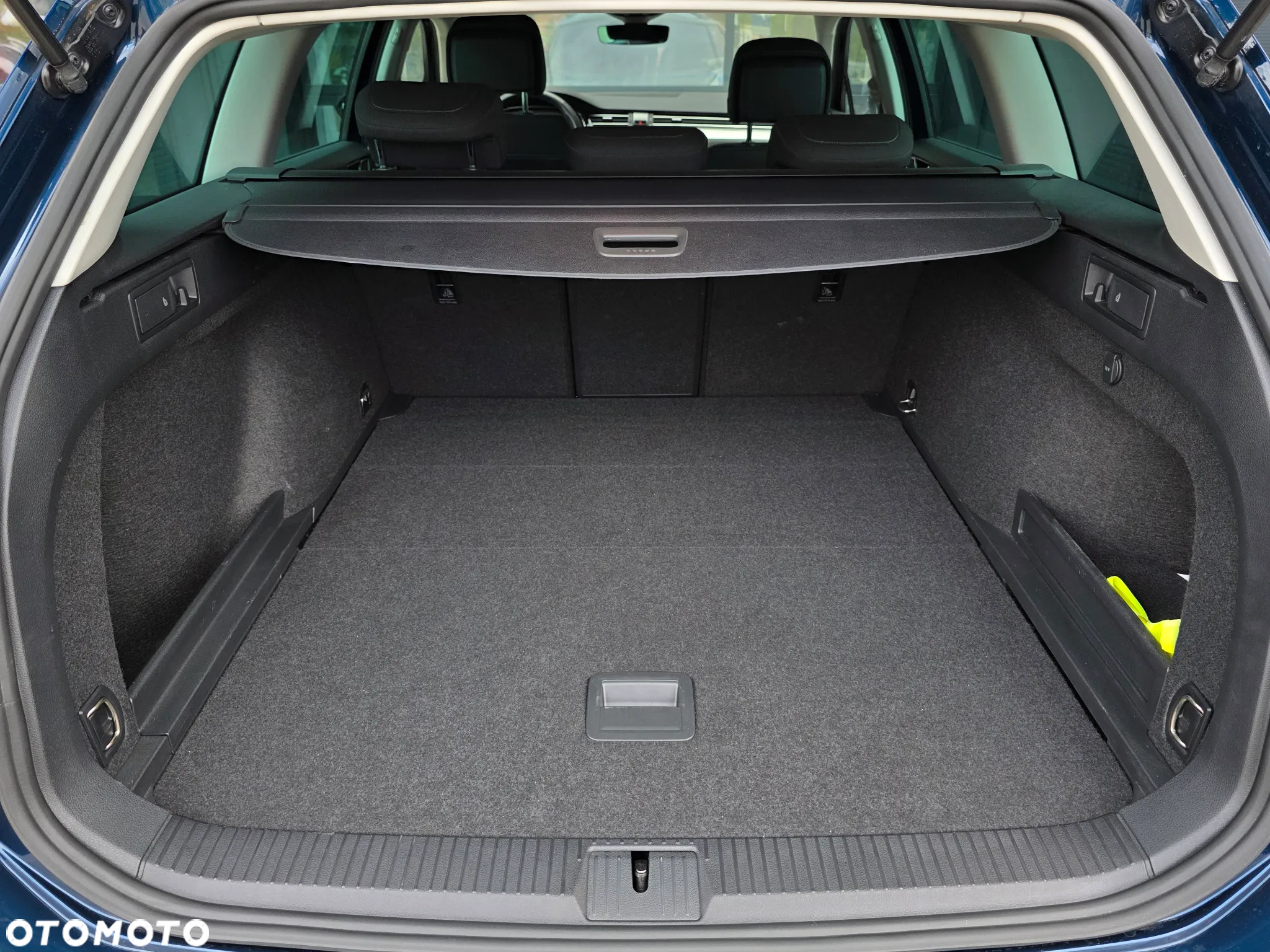 Volkswagen Passat 1.5 TSI EVO Business - 30