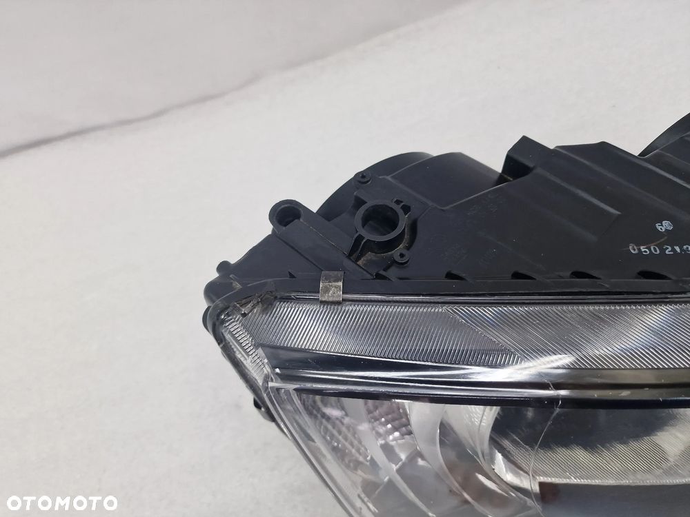 SKODA OCTAVIA 3 III 5E0 12- PRAWA ZWYKŁA LAMPA PRZEDNIA PRZÓD , NR AUKCJI LA554 - 6