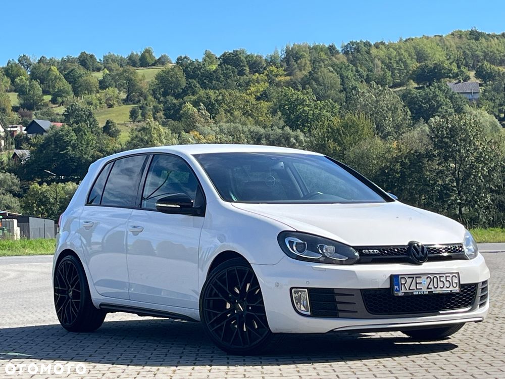 Volkswagen Golf - 9