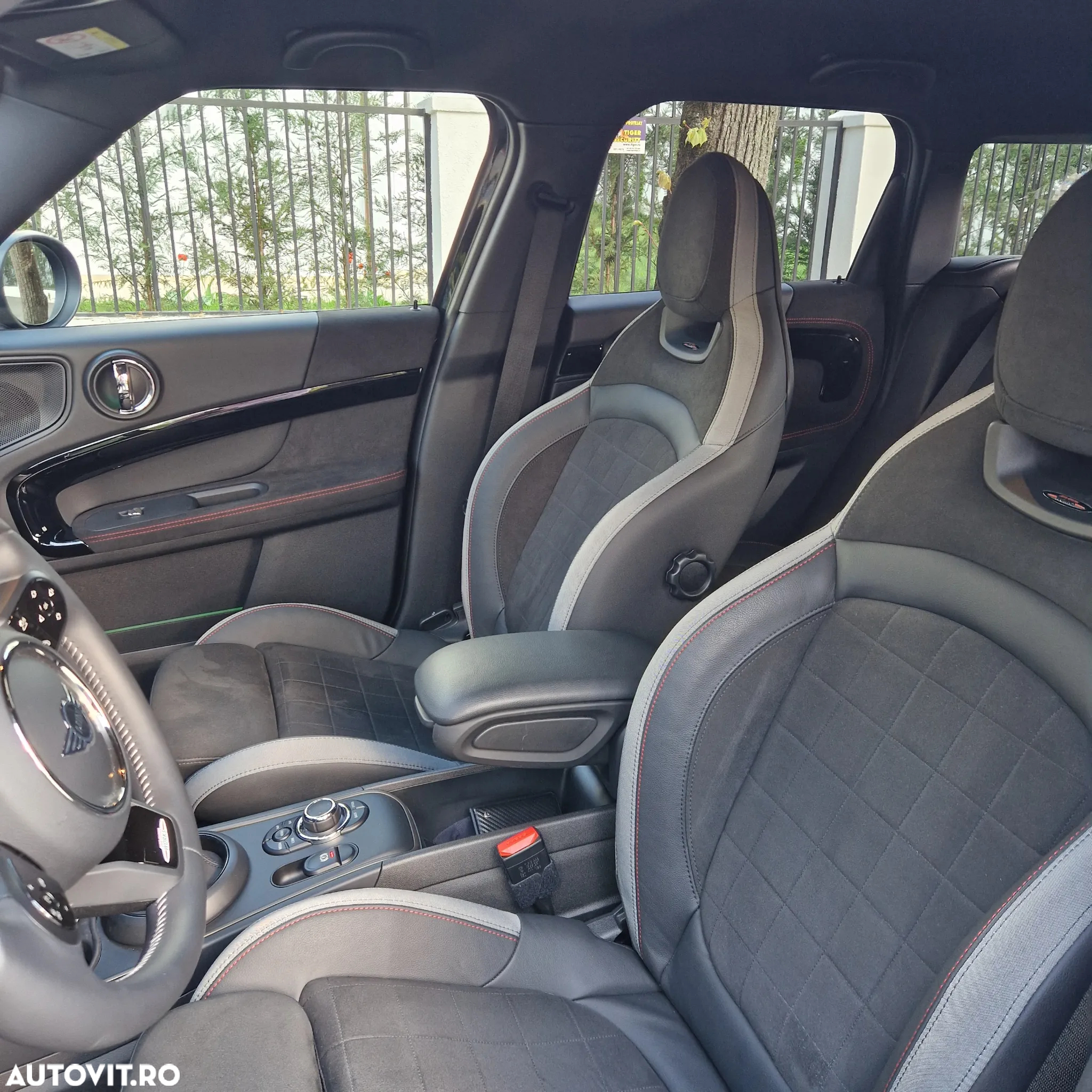 Mini Countryman - 11