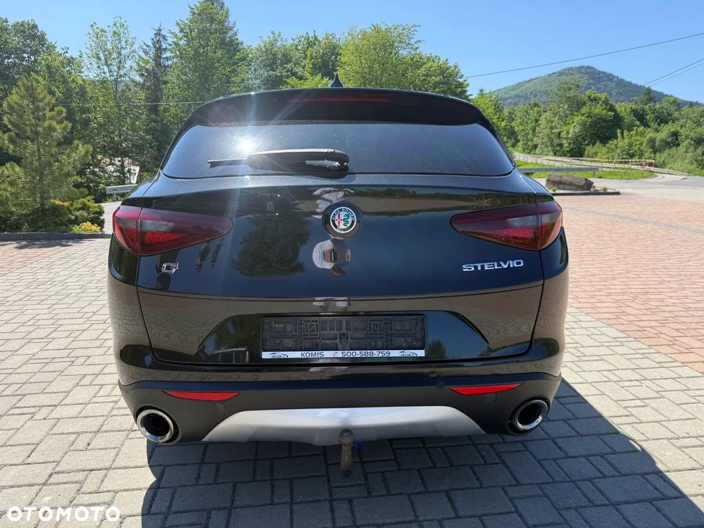 Alfa Romeo Stelvio 2.0 Turbo 16V AT8-Q4 Lusso Ti - 7