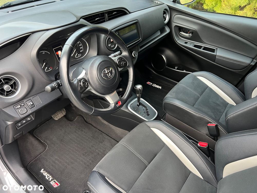 Toyota Yaris - 9