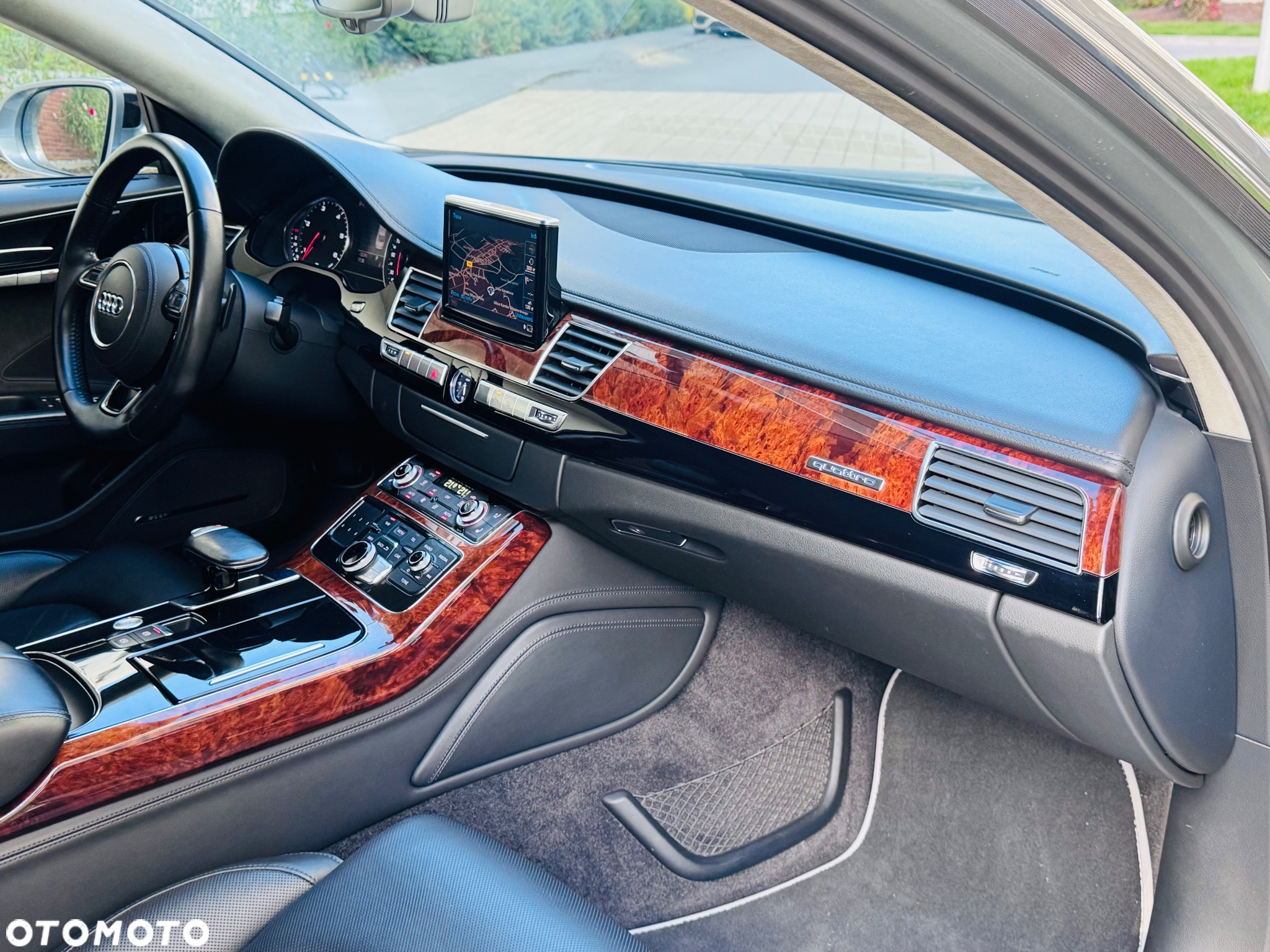 Audi A8 4.2 TDI L Quattro - 29