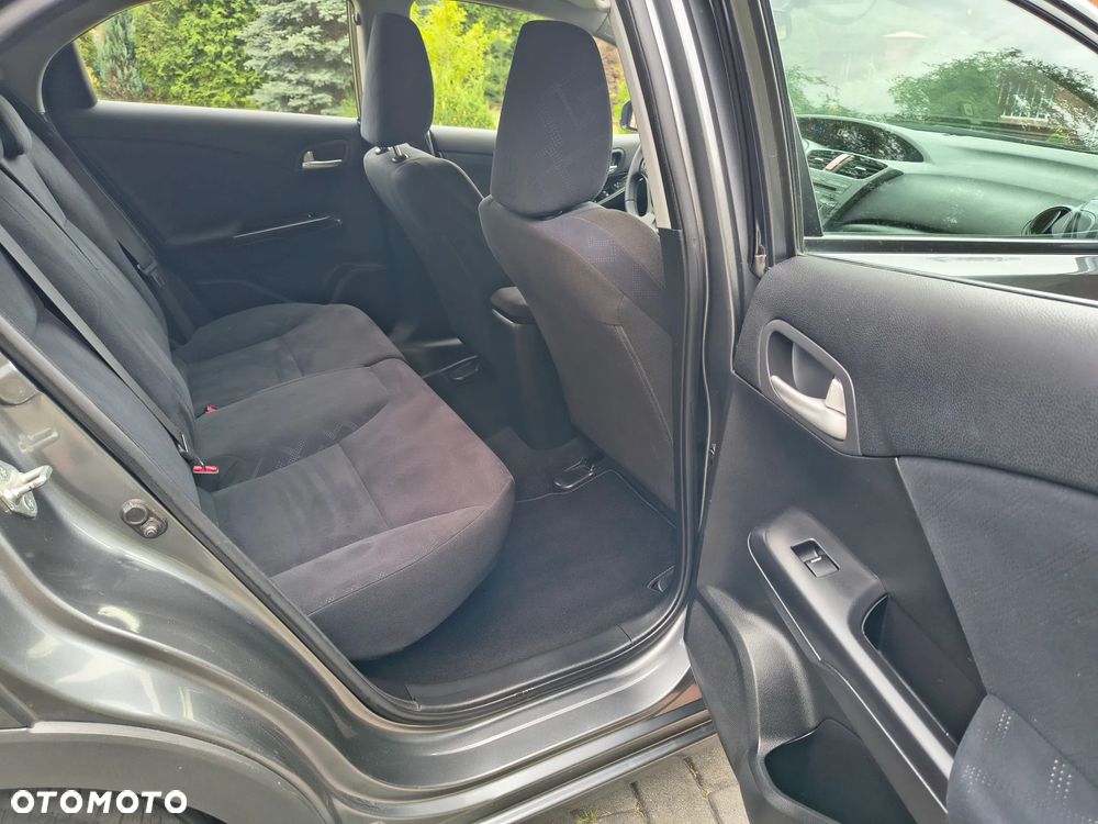 Honda Civic 1.8 i-VTEC Comfort - 14