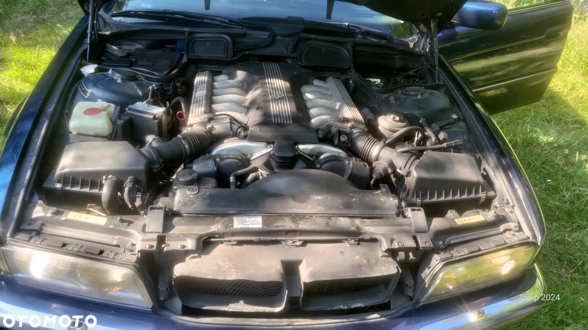 BMW Seria 7 750i - 5