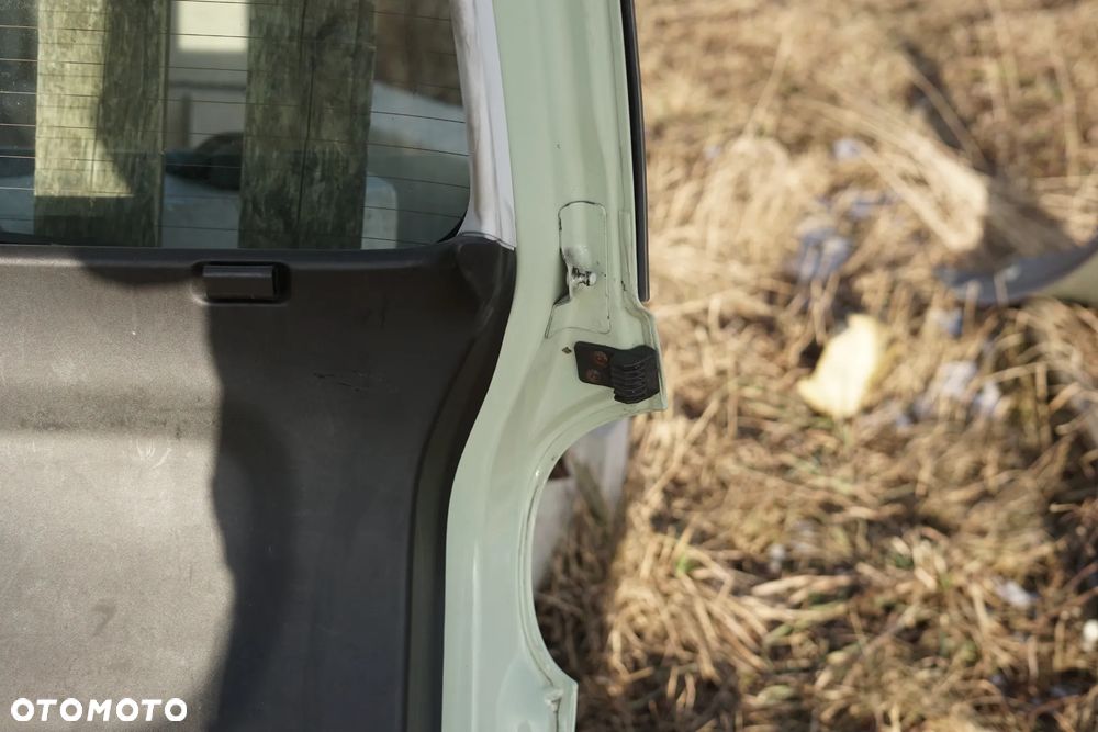 Klapa bagażnika tył Fiat 500L 921/A - 17