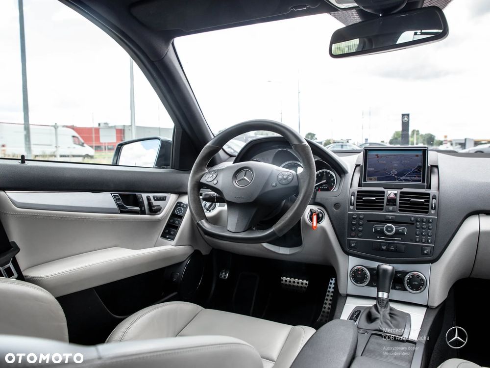 Mercedes-Benz Klasa C - 27