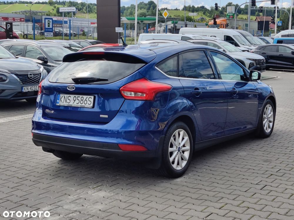 Ford Focus 1.0 EcoBoost Titanium - 4