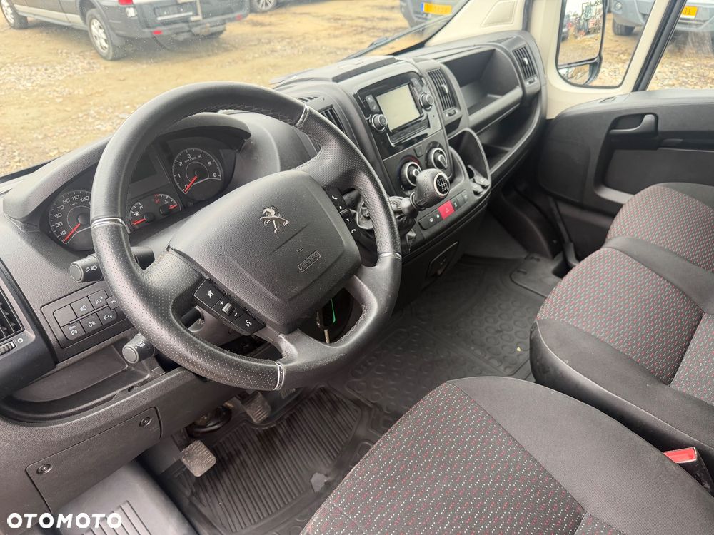 Peugeot Boxer - 12