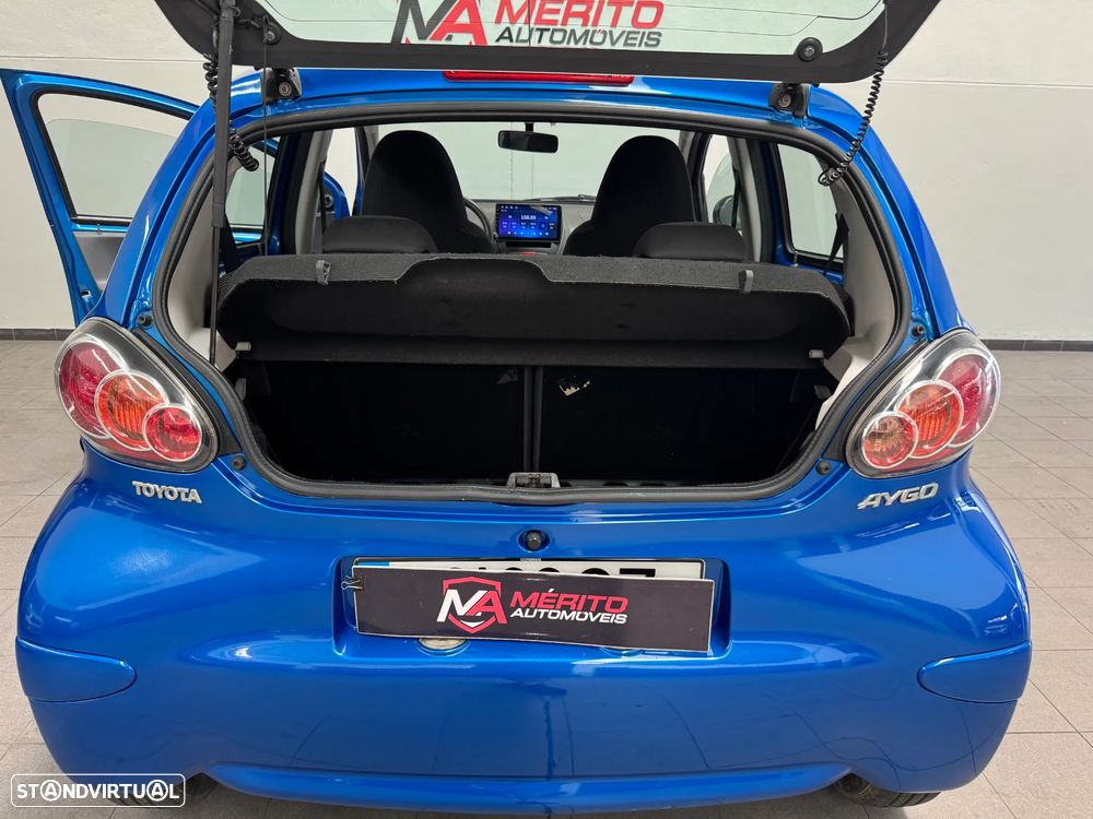 Toyota Aygo CoolBlue - 22