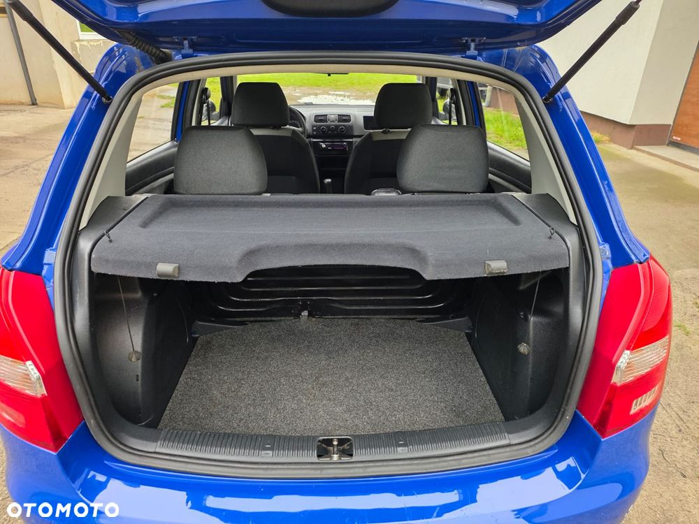 Skoda Fabia 1.2 HTP - 11