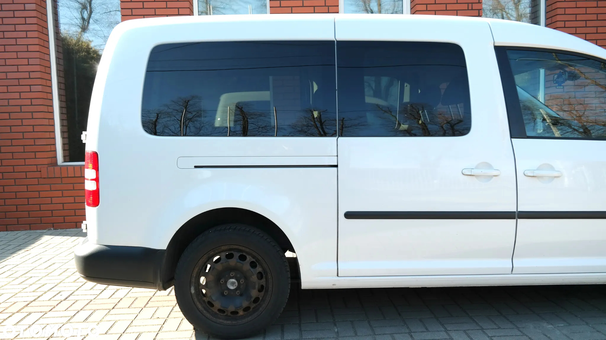 Volkswagen Caddy 2.0 TDI Comfortline DSG - 31