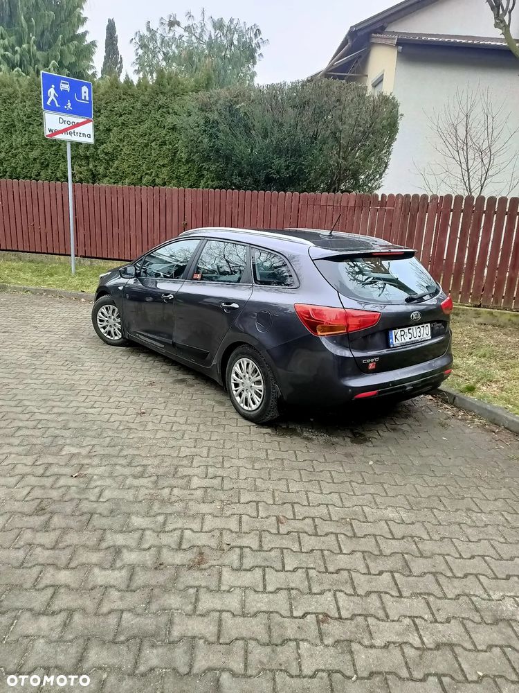 Kia Ceed 1.6 GDI M - 9