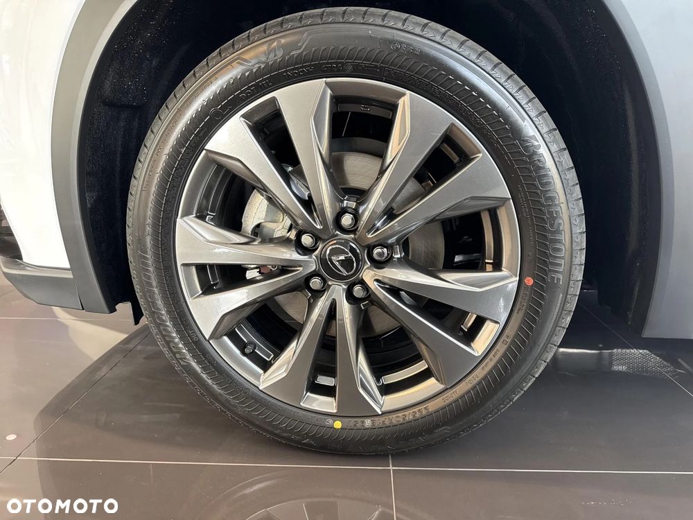 Lexus UX - 19