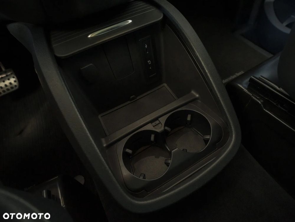 Mercedes-Benz Klasa V 300 d 4-Matic Exclusive 9G-Tronic (d³ugi) - 39