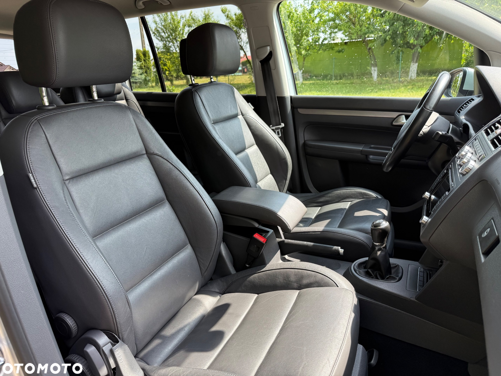 Volkswagen Touran 2.0 TDI DPF Cross - 16