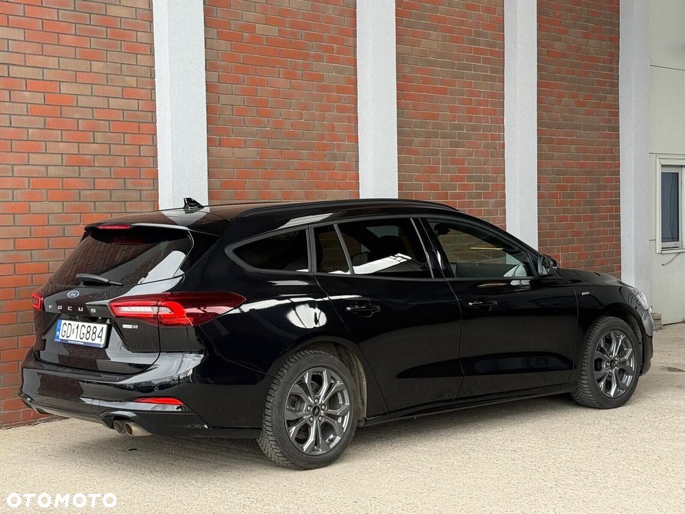 Ford Focus 1.0 EcoBoost mHEV ST-Line X - 4