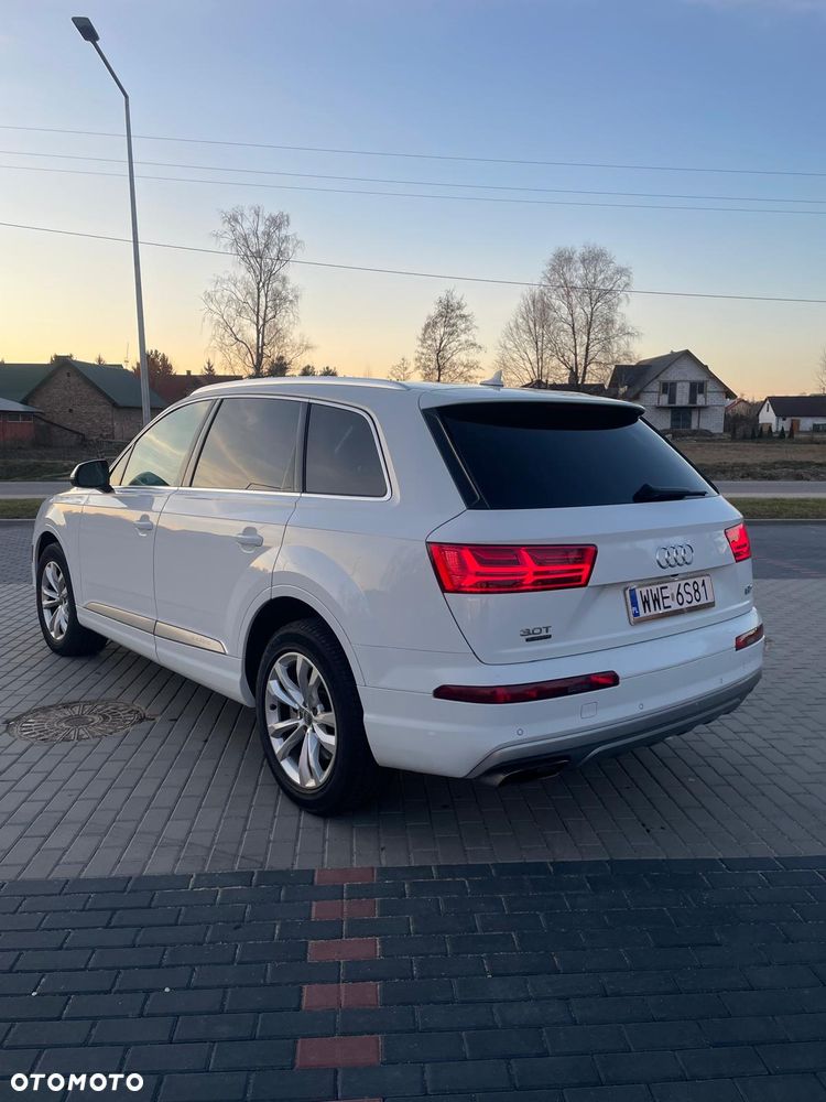 Audi Q7 3.0 TFSI Quattro Tiptronic - 11