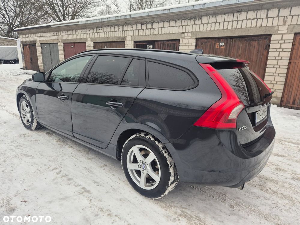 Volvo V60 D2 Geartronic Summum - 5
