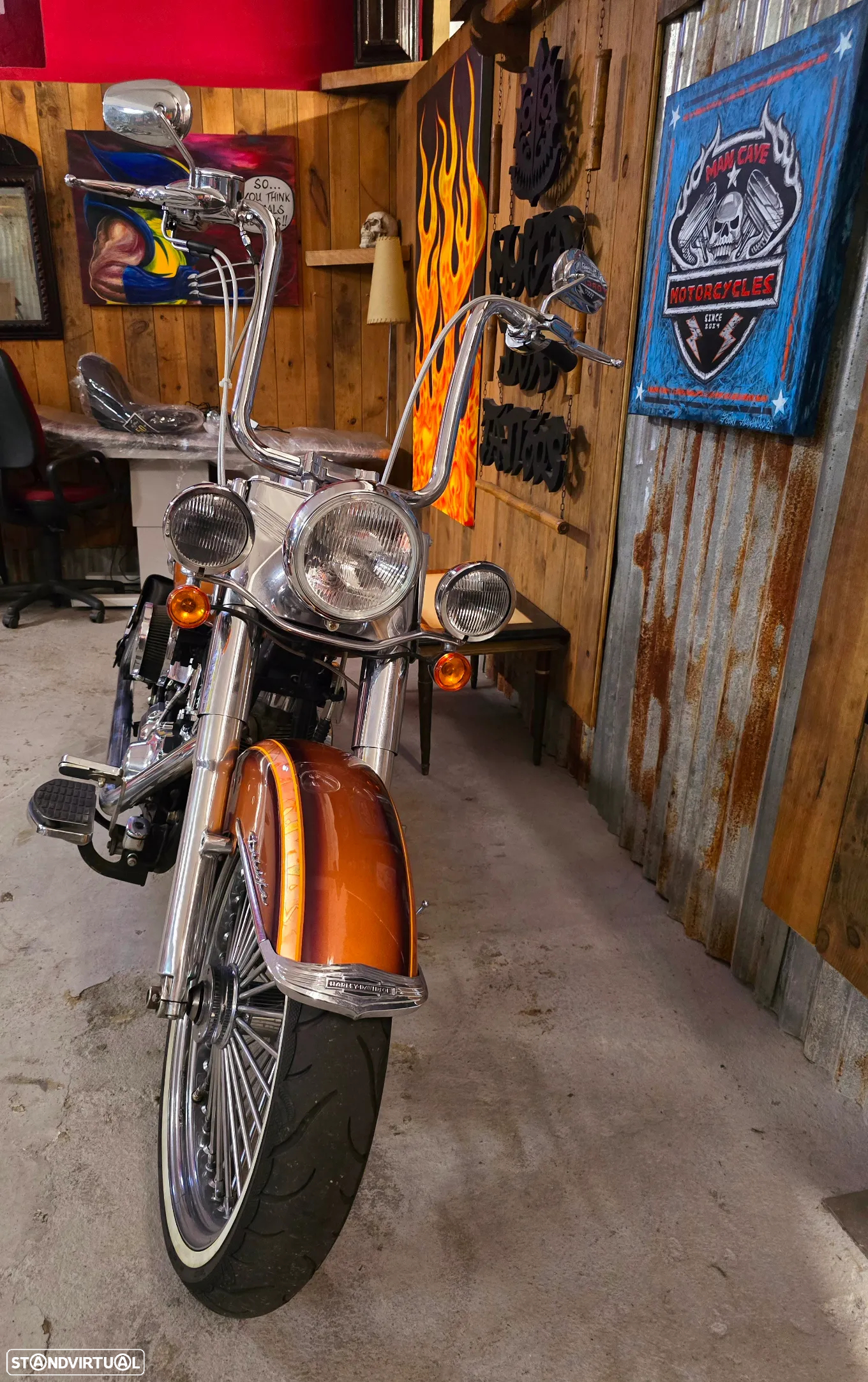 Harley-Davidson FLSTNI Heritage Deluxe Chicano Style - 4