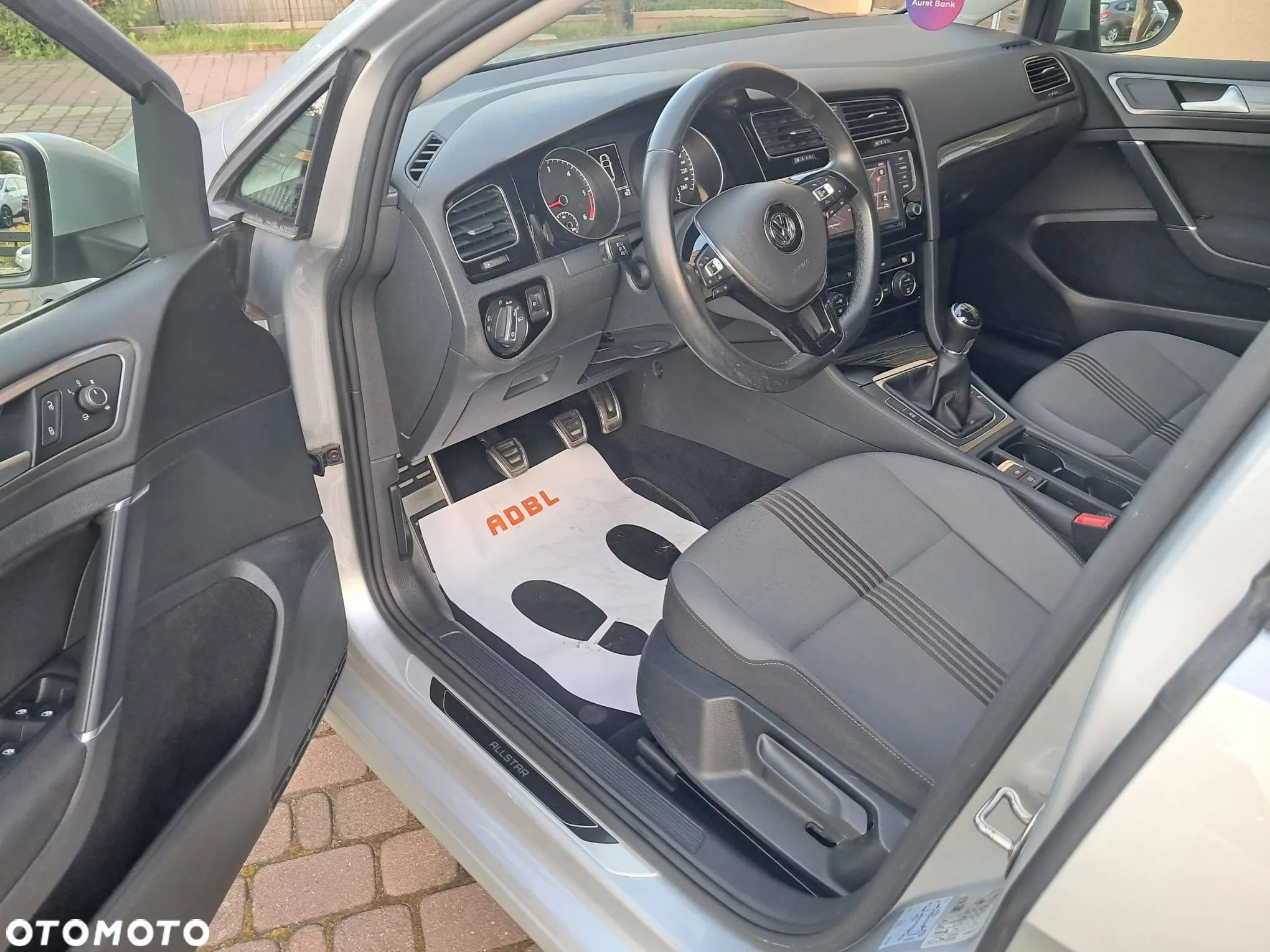 Volkswagen Golf 1.6 TDI (BlueMotion Technology) Comfortline - 12