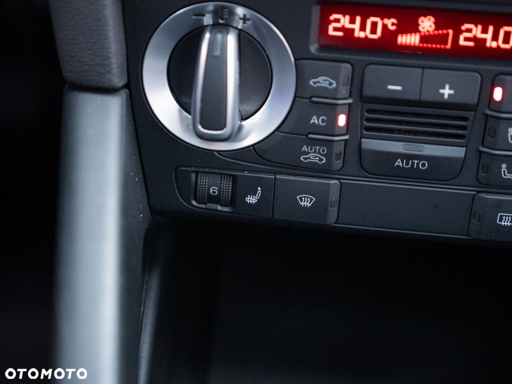 Audi A3 Sportback 1.4 TFSI Attraction - 37