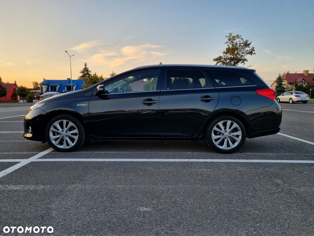 Toyota Auris - 2